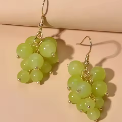 EVISPOL Y2K-Inspired Green Grape Earrings Cute Plastic Fruit Design for Women Jewelry Stylish Grape 