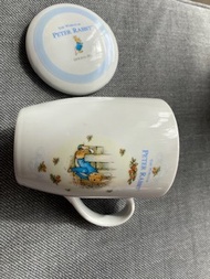 Brand new Peter Rabbit drinking cup with lid 全新Peter Rabbit杯連蓋