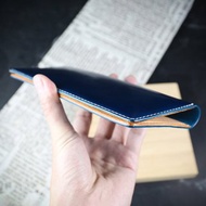 【客製化禮物】【輕薄對折 長夾】藍色Cordovan馬臀皮 客製化刻字