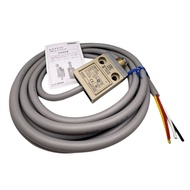 LIMIT SWITCH  D4C-1502 OMRON D4C   สินค้าใหม่