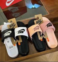 Nike 拖鞋  黑白色 黑粉色 鴛鴦色