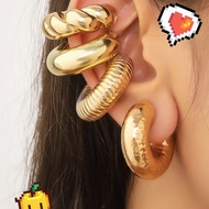 Environmentally Friendly Fashionable Exaggerated C-Shaped Twist Ear Clip Earrings White K Non-Pierce