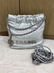Chanel mini 22bag  銀色