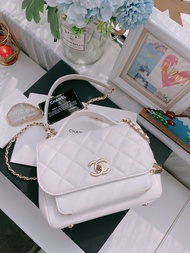 Chanel business affinity white s size 白色 郵差包