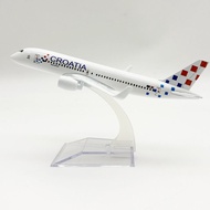 16cm 1/400 Scale Metal Airplane A220 Croatia Airways Model Plane Diecast Crafts With Base Aviation C