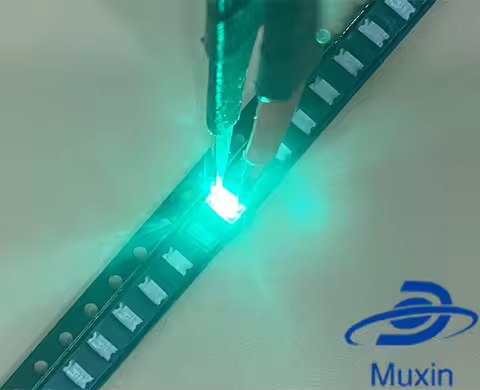 100pcs/lot Super Bright 1206 Green Lighting SMD Led Diode 3216 Diodes Pure Green 520-530nm 100-120MC