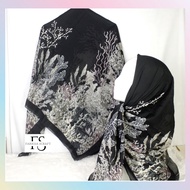 Hijab segi empat syari motif big size - lebar ukuran 130 x 130 cm - umama scarf - voal