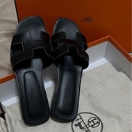 Hermes Oran 黑色 拖鞋