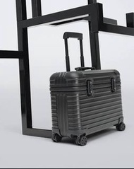 rimowa original aluminium 黑色行李箱