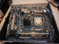 底板連CPU