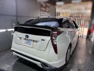Toyota Prius zvw50 碳纖維款專用尾翼