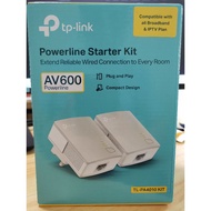 TP-LINK TL-PA4010KIT AV600 Powerline Homeplug Adapter (99% new)