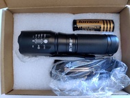 超亮軍用 XML T6 防水 可調焦LED手電筒全套連26650電池/充電器 LED Flashlight Set 戶外釣魚行山露營