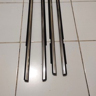 CALYA/SIGRA Chrome Glass Weather Strip