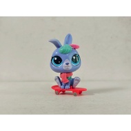 LPS Figure Blue Chillsa Froster #32 With Accessories Littlest Pet Shop toy