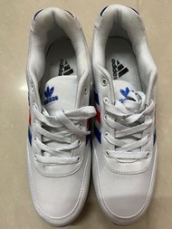 Adidas 男裝波鞋 Men’s Sports Shoes