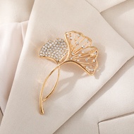 High-end Ginkgo Biloba Brooch Exquisite shine Rhinestones ginkgo leaf Brooch Popular Accessorieses