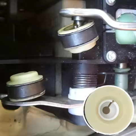 2pc Gear Shift Cable Control Gearbox Selector Linkage Bushing For Peugeot 206 207 208 307 407 CC SW 