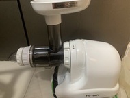 HUROM 慢速榨汁機