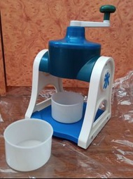迷你家用手搖刨冰機 碎冰機 沙冰機 手動刨冰機