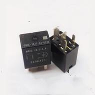 Relay G8HE-1A7T-R1-DC12 4 Pins