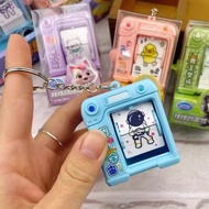 GANTUNGAN Flip Book Keychain/ Couple Keychain Cute Keychain/ 3d Keychain Creative Toy,/ Stress Relie