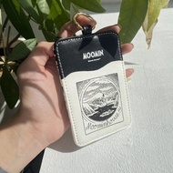 【Pinkoi x Moomin】聖誕送禮 悠遊辦公卡套 黑白個性日系插畫