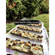Kek batik premium / Kek batik milky crunch