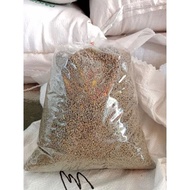 Dedak hitam halus & kasar makanan ayam 2kg