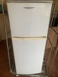 1. 日立 HITACHI 双门上下冷冻冷藏冰箱