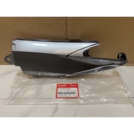 Ốp trung tâm bên trái WAVE S110 (2011) màu Bạc chính hãng Honda (64330-KWW-640ZS)