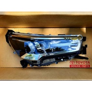 Toyota Revo / Rocco ชุดไฟหน้า LED ( Toyota แท้ศูนย์ 100% ) ปี 2020 - now