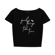 A FEW GOOD KIDS | เสื้อยืดทรงกระชับ แบบไหล่ตก