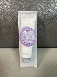 包平郵 Jill Stuart Milk Tea Blend 保濕護手霜