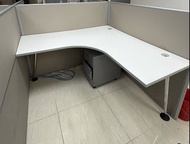 L型辦公桌 ($800四張)