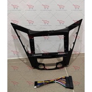 Hyundai Sonata I45 2012-14' 9" android player casing