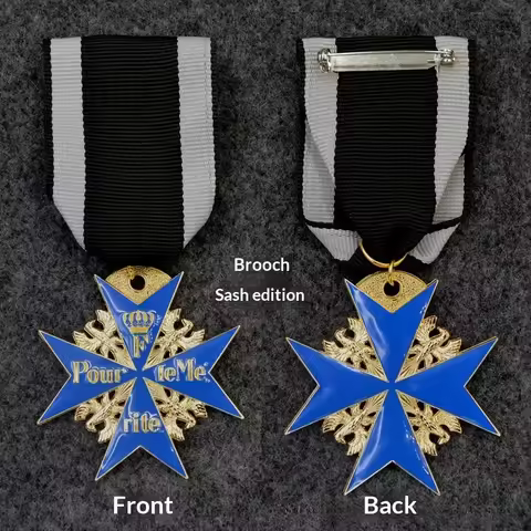 1Pc Germany Prussian Oak Leaf Blue Max Merit Malta Cross Bravery Medal Badge Copy