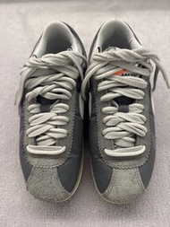 NIKE  x SACAI ZOOM CORTEZ 限量版灰色波鞋，男女皆可unisex, US5.5 , sz38, 9成新