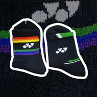 1 pair of black socks/socks Badminton, pickleball, table tennis