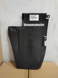 liner fender belakang kiri new rush terios 65638-bz250