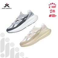 Mills Revolt Hyper Alpha Sneakers