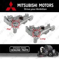 Mitsubishi Engine Oil Pump Assembly Case Cover MD181581 / MD181583 for Storm L200 K64T K74T 2.5 Paje