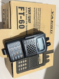 YAESU FT-60R อุปกรณ์ครบชุดแถมแท่นชาร์จเร็ว ของแท้มีใบรับประกันจากโรงงาน พร้อมใช้งาน made in japan F