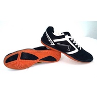 Futsal shoe/kasut futsal Attop Af 110 - suede leather -black / white ( follow Uk size )