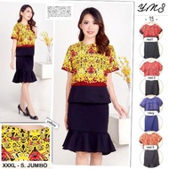 Blouse + skirt pua kumbu sarawak