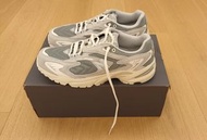 New Balance 725 ML725AA