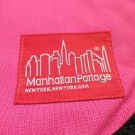 原價$2080 二手美國 郵差包 小型 桃紅色 防水 環保回收 Manhattan portage new york NYC porter MSPC 紐約