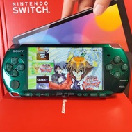 高配新淨Sony PSP3000掌上遊戲機PSP遊戲掌機齊件：①高速128G卡已入滿過百遊戲+②卡套+③原廠電池+④水晶保護殼+⑤三腳雙USB多功能火牛+⑥充電線+⑦數據線+⑧OPPO金屬入耳式立體聲遊戲耳機 ————已升級固化最新系統，可玩絕大部分超過20000款遊戲（門市開單，半年保養）