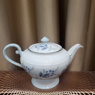Aynsley "Las Palmas" teapot, light blue, floral pattern