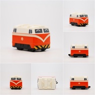 Stock Iron Road QV009 Desk Iron E200 To Small Train